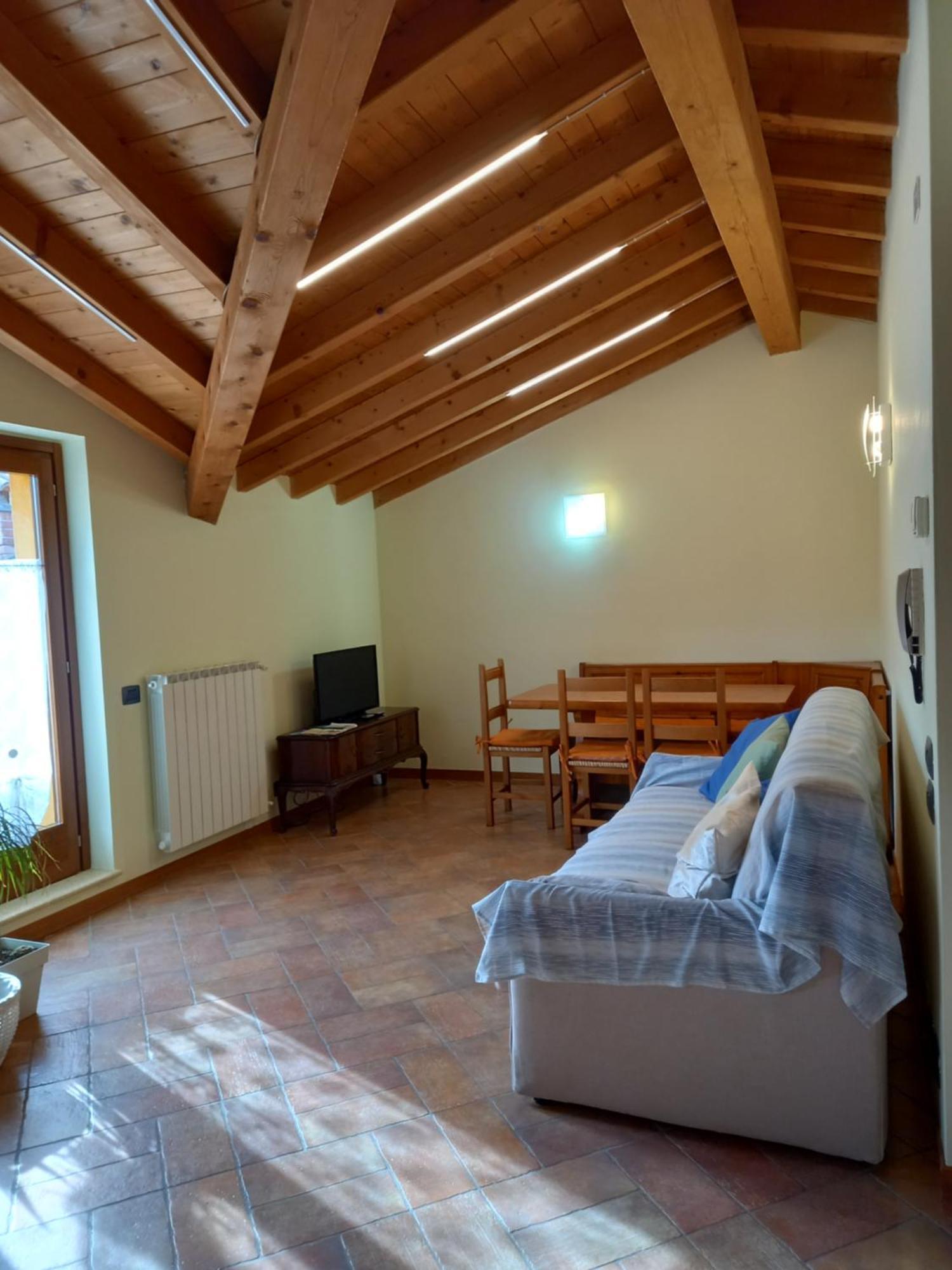 Casa Vacanze Tania Somendenna Luaran gambar